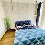 Panorama Deluxe - Pool & Free Parking דירה *