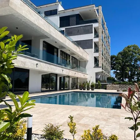 Panorama Deluxe - Pool & Free Parking Lejlighed Alsóörs