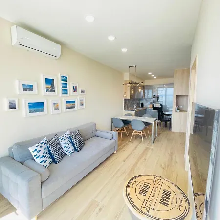 Apartman Panorama Deluxe - Pool & Free Parking *