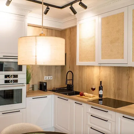 Apartment Panorama Deluxe - Pool & Free Parking *