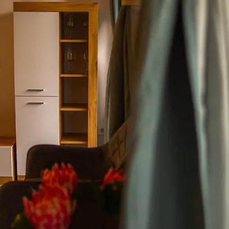 Apartman Panorama Deluxe - Pool & Free Parking *