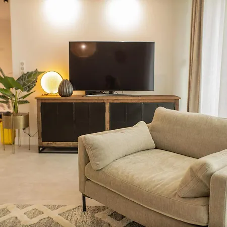 Panorama Deluxe - Pool & Free Parking