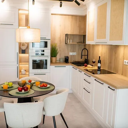 Panorama Deluxe - Pool & Free Parking Alsoors