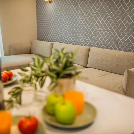 Apartman Panorama Deluxe - Pool & Free Parking Alsóörs