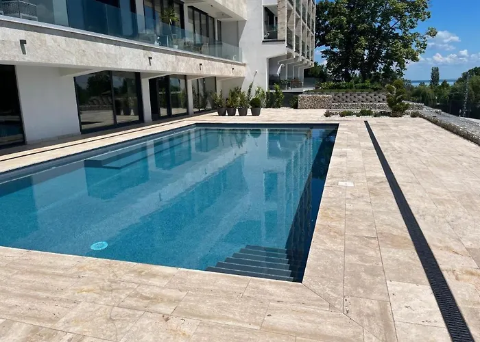 דירה Panorama Deluxe - Pool & Free Parking Alsóörs
