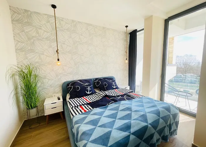 Panorama Deluxe - Pool & Free Parking Lejlighed