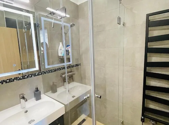 דירה Panorama Deluxe - Pool & Free Parking Alsóörs