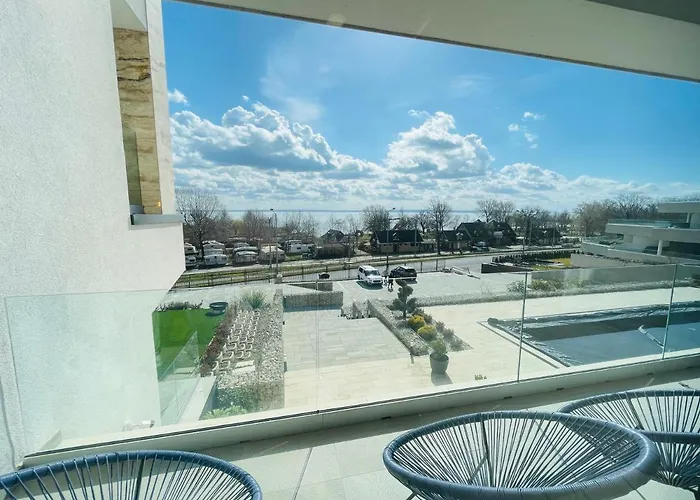 Panorama Deluxe - Pool & Free Parking Lejlighed