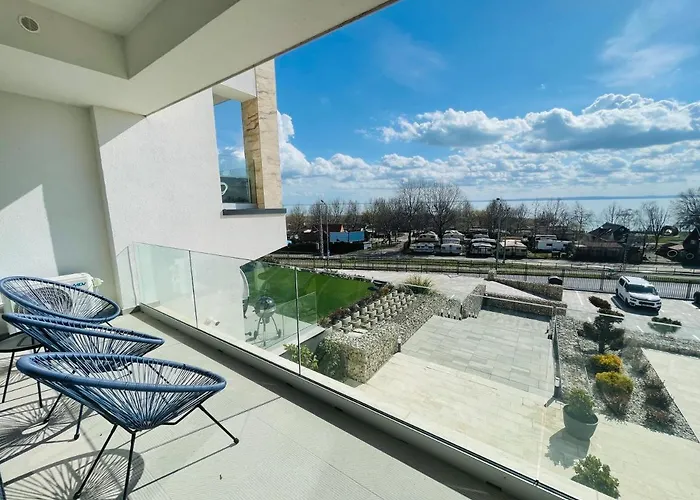 דירה Panorama Deluxe - Pool & Free Parking *