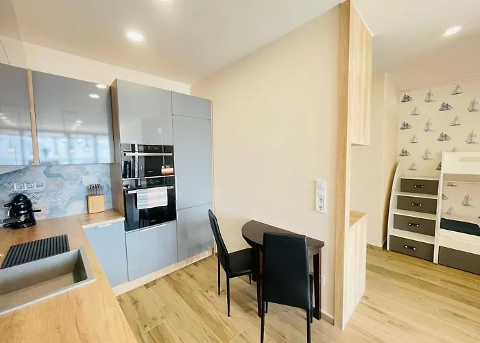 Panorama Deluxe - Pool & Free Parking Lejlighed *