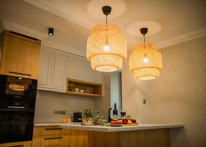 Panorama Deluxe - Pool & Free Parking Alsóörs