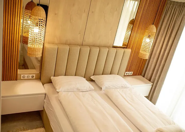 Lejlighed Panorama Deluxe - Pool & Free Parking *