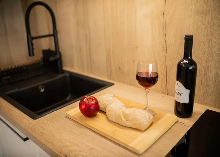 Panorama Deluxe - Pool & Free Parking Alsóörs